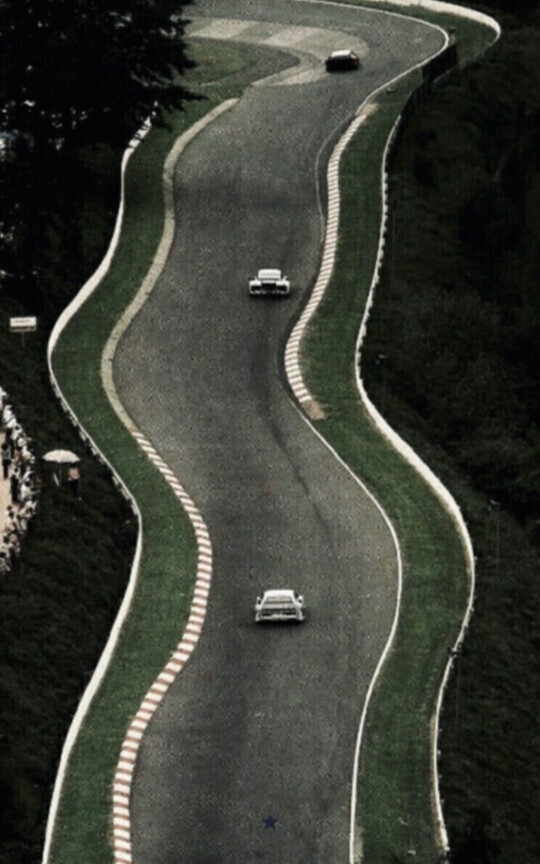 ꞌꞋ VERANO EN LA ISLA ── F1