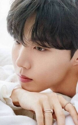 10. Solo un poco sucio | Yoonseok