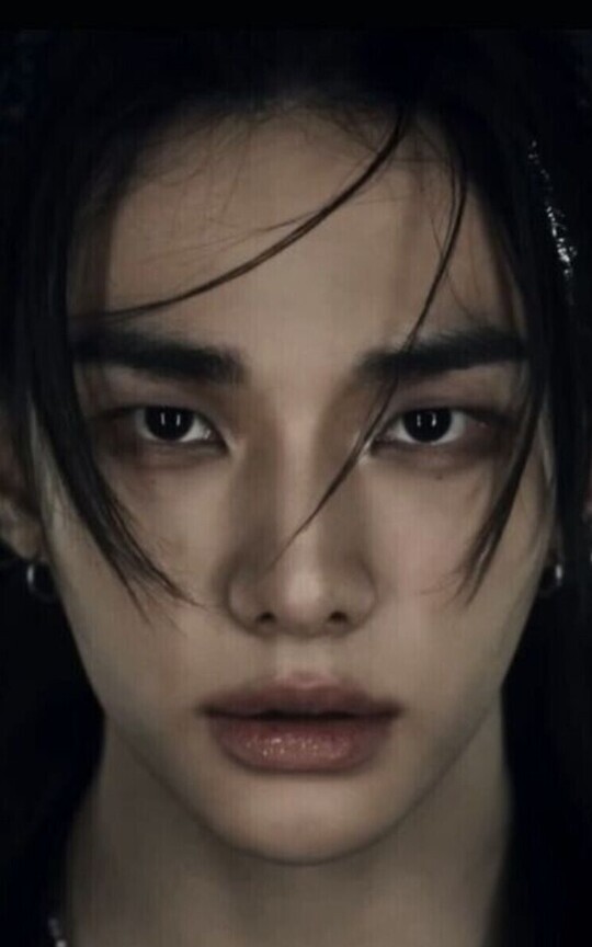 "Hyunjin... bleib bei mir."