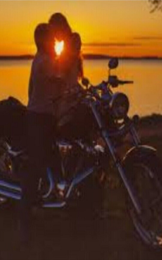 FRIENEMIES to MATES 2(Motorcycle Stories) 