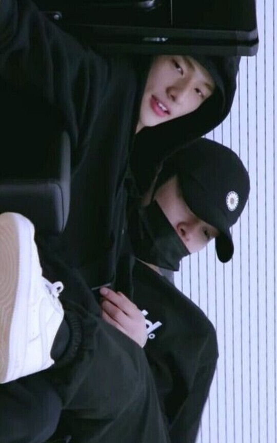 Masturbofilia /// HyunHo