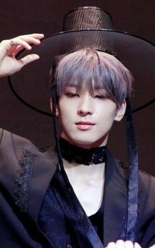La Última Concubina del General Kim  ▪︎『MW』
