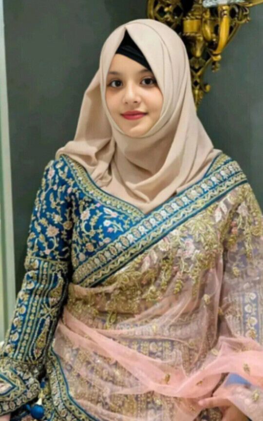 কলেজগার্ল মা